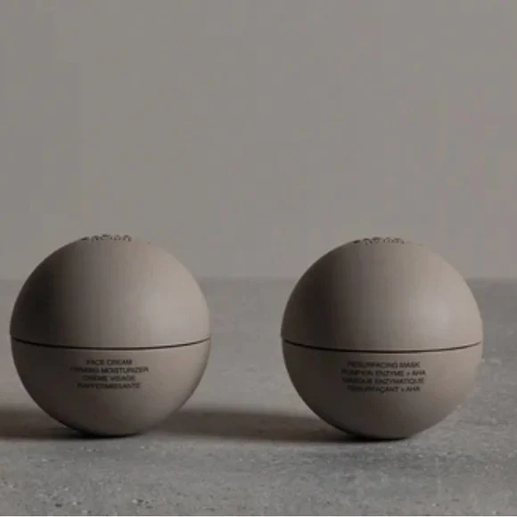 NIB 2025 SKKN by Kim mini face duo - Picture 2 of 7